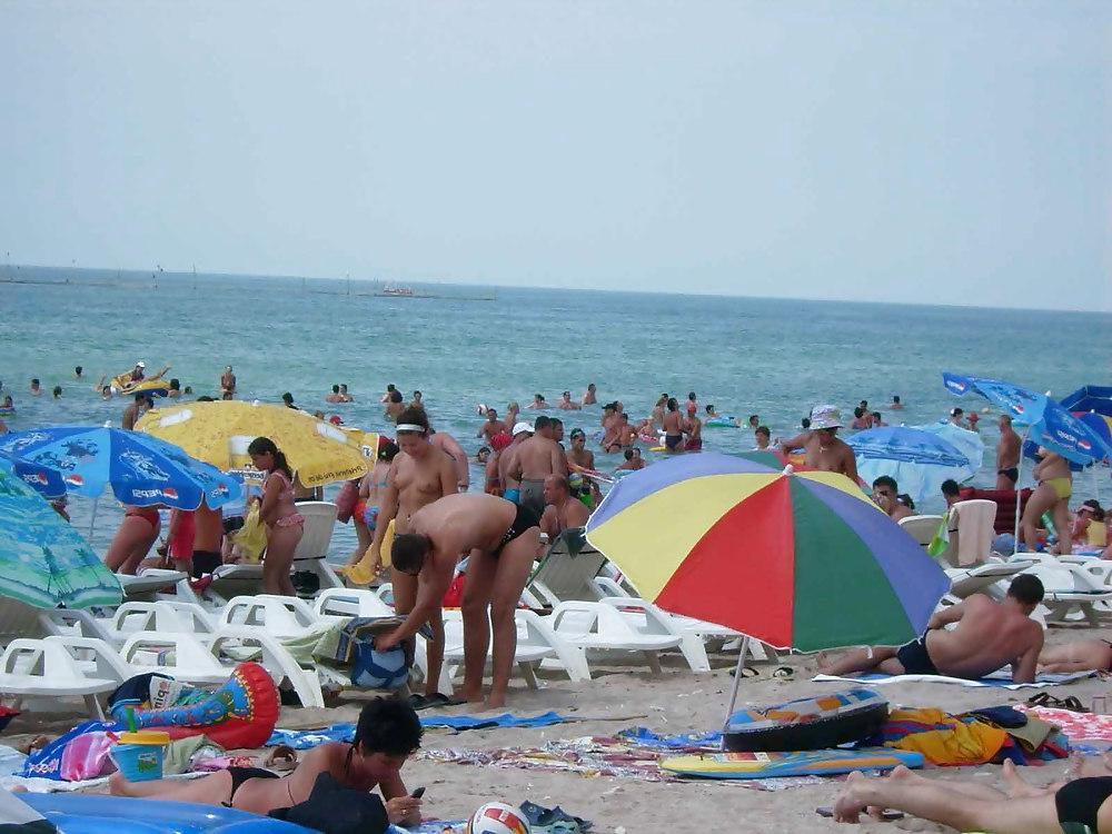 25P The beach 73