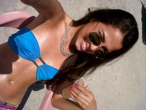 25P Colombian girls hot latina mix