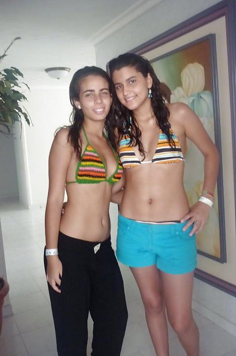 25P Colombian girls hot latina mix