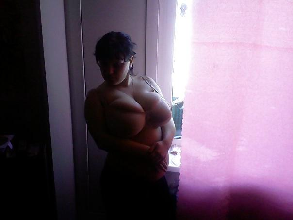 10P Busty Russian Woman 388