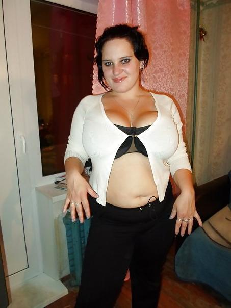 10P Busty Russian Woman 388
