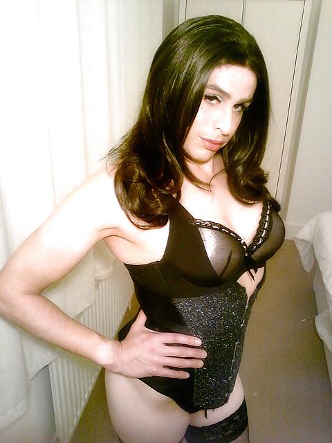 25P I love a tranny in a corset 3