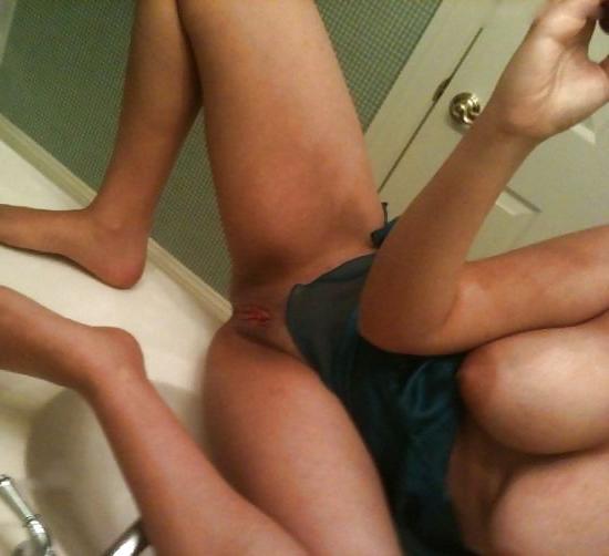 20P Busty Amateur Girl on Self Shot