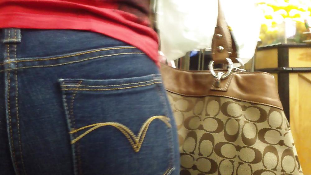 18P Nice big juicy sexy teen ass & butt in blue jeans