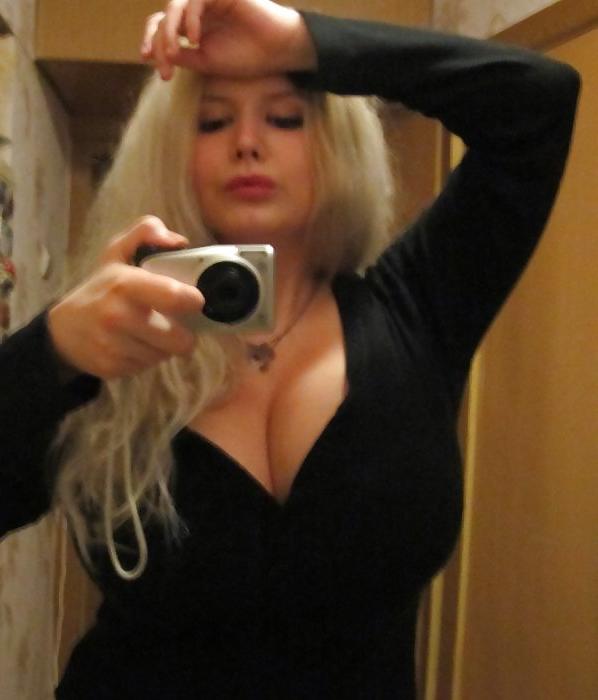 12P Busty Russian Woman 696