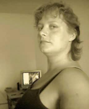 4P Oldish pic of me, self shot