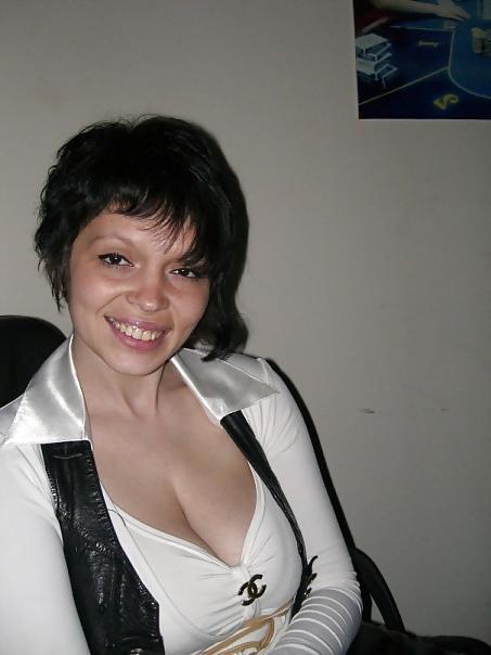 12P Busty Russian Woman 712