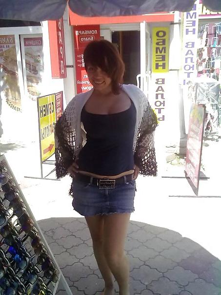 12P Busty Russian Woman 712