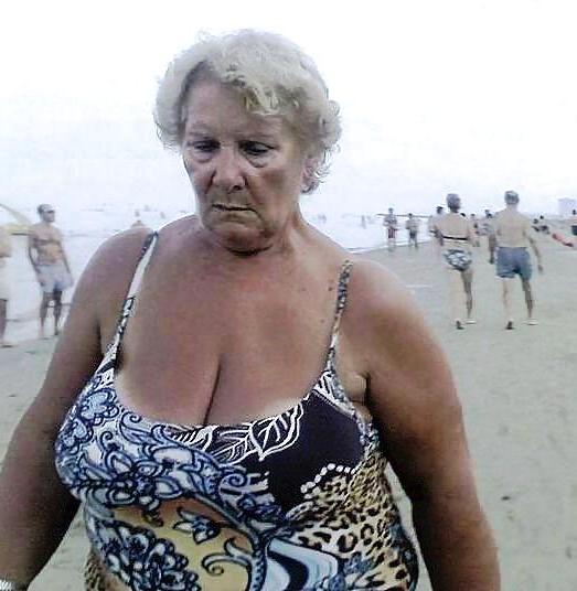 25P Grannies on beach 4
