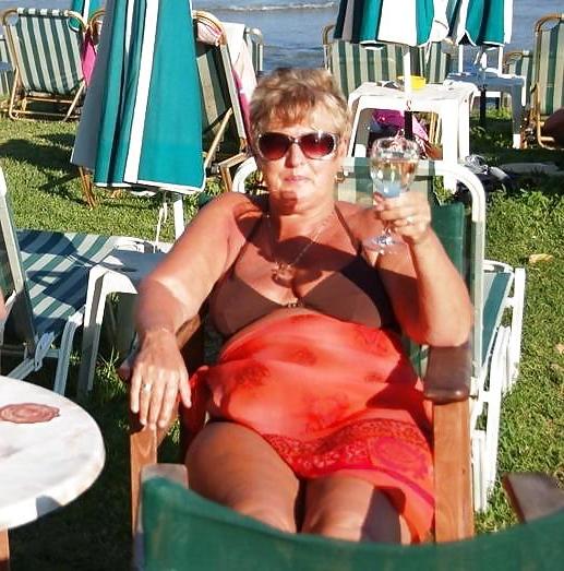 25P Grannies on beach 4