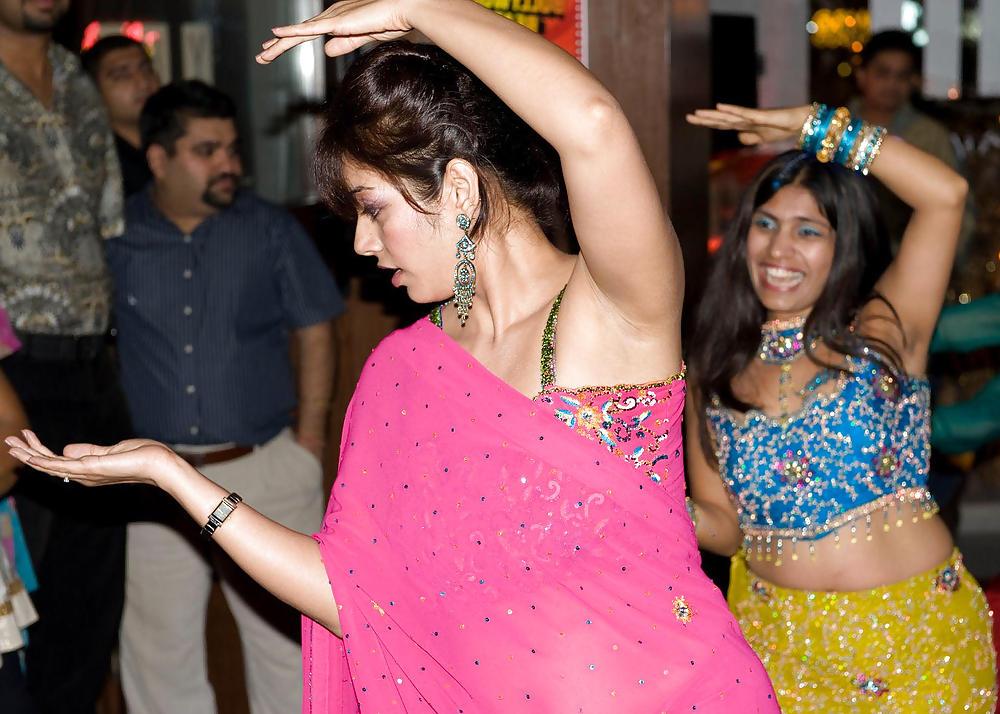 25P I Love Desi Porno