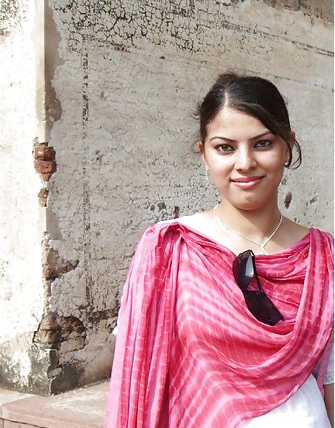 25P I Love Desi Porno