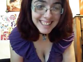 25P Kitten - Webchat 7 - Chatting and trying on tops