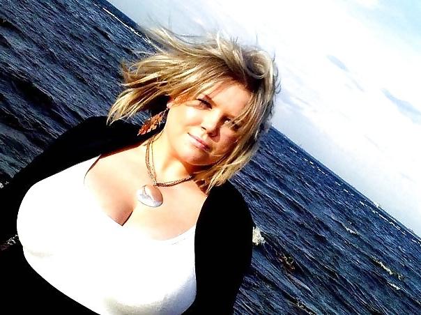 10P Busty Russian Woman 163