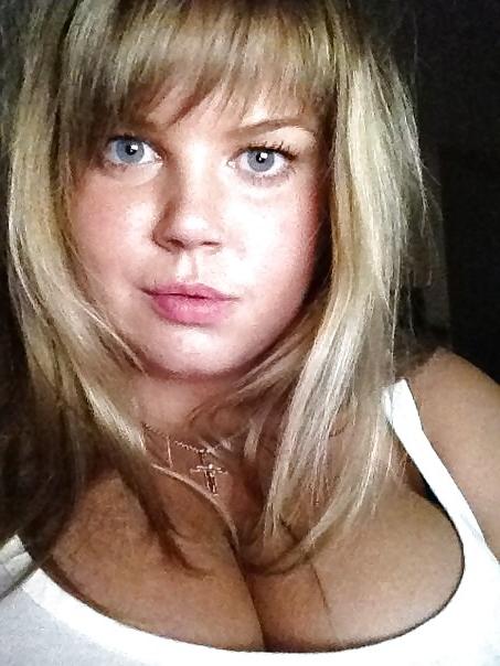 10P Busty Russian Woman 163