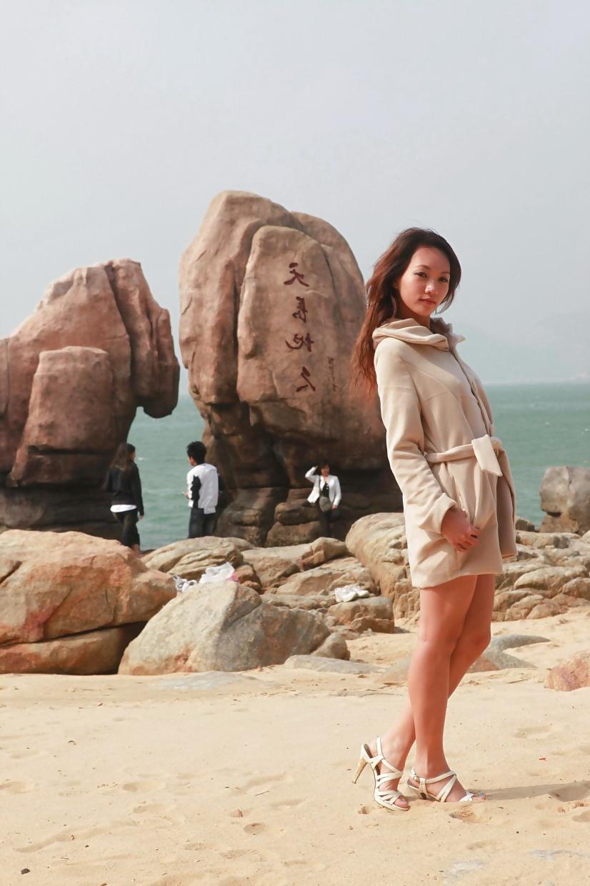 12P The Beauty of Amateur Hairy Chinese Teen