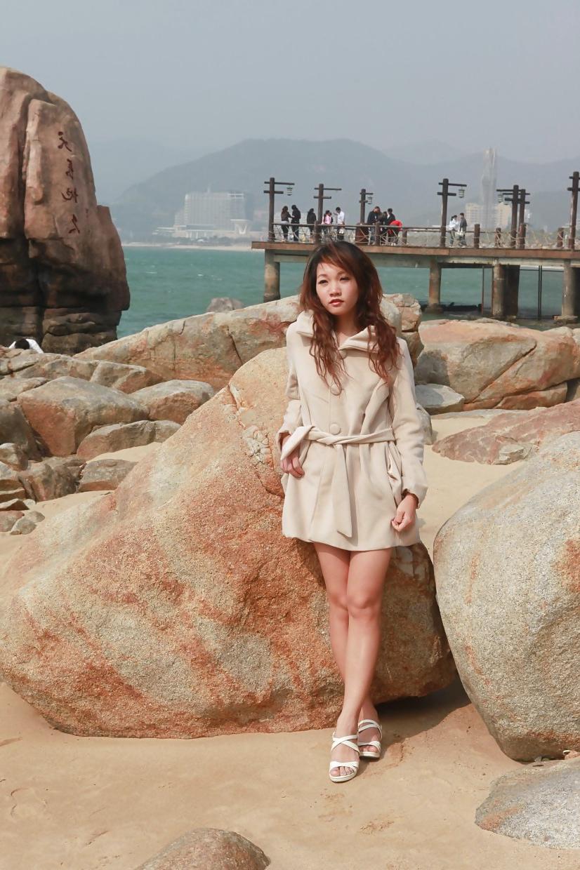 12P The Beauty of Amateur Hairy Chinese Teen