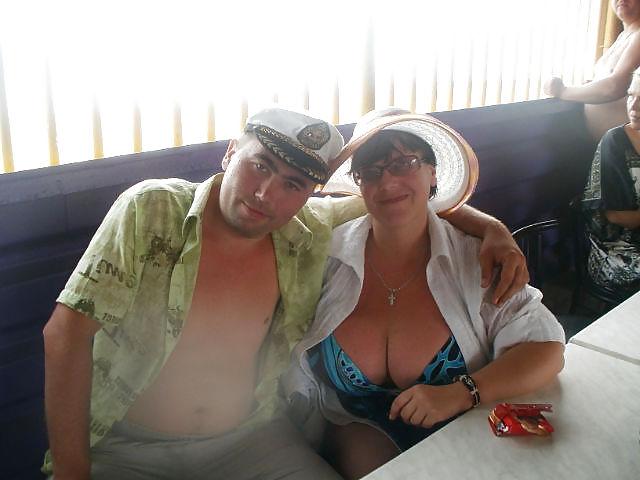 8P Busty Russian Woman 512