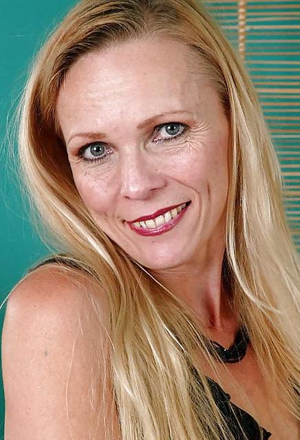 20P Mature Beauty - Genesea 5