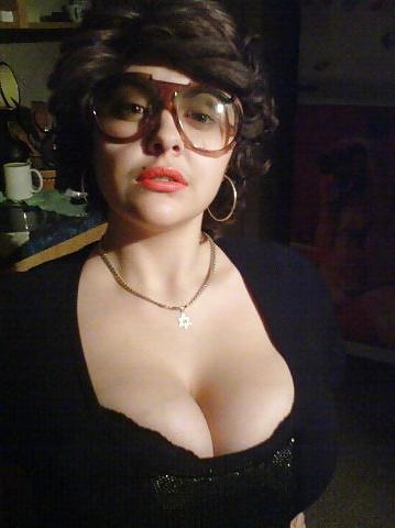 18P Busty Russian Woman 463