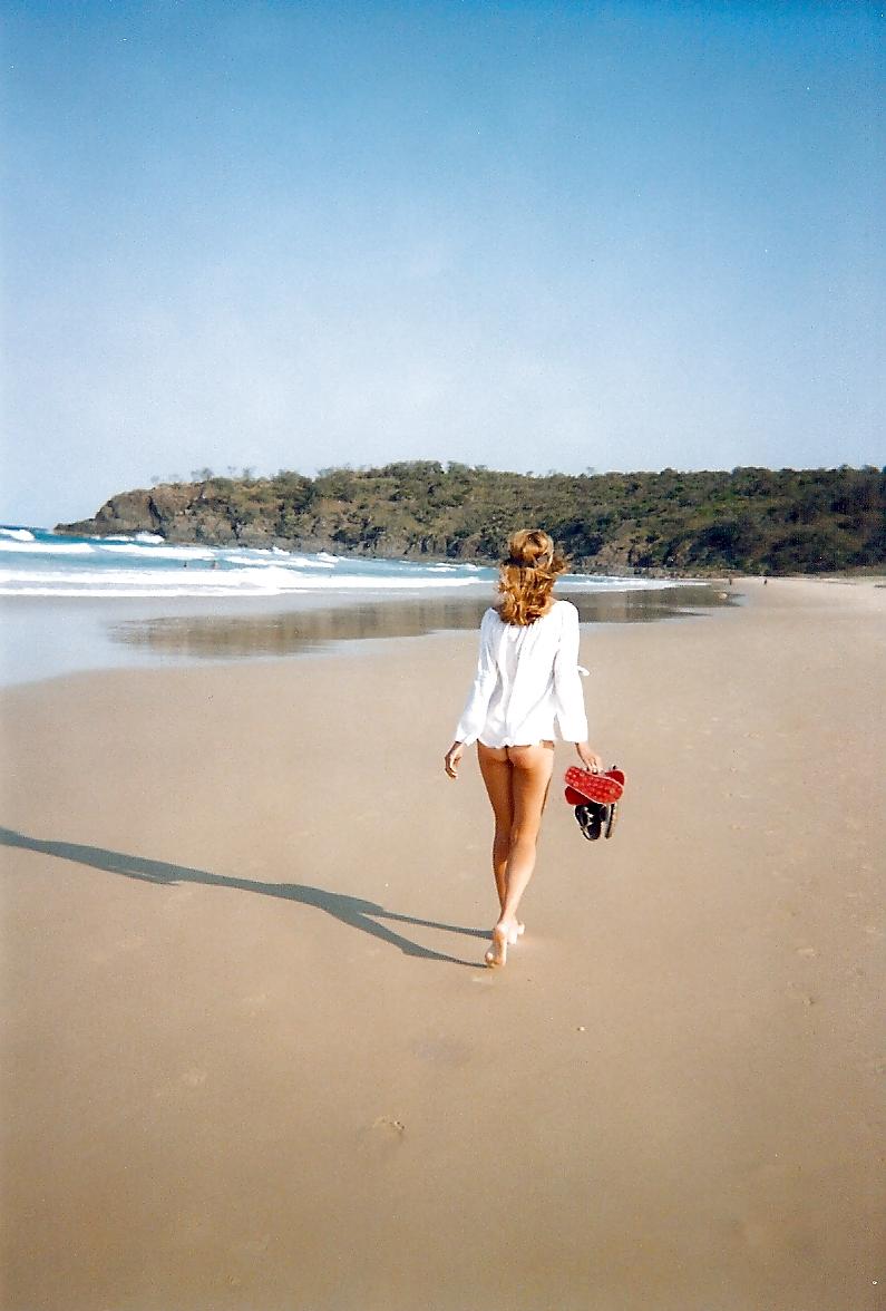 4P Wife at the beach