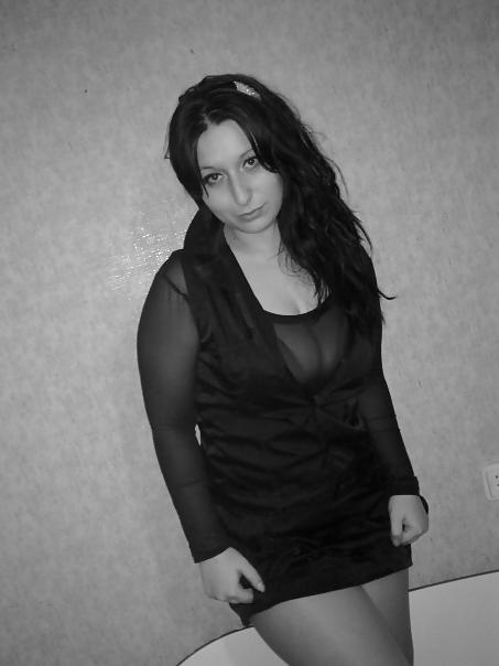 8P Busty Russian Woman 392