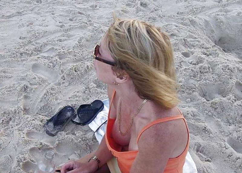 11P Downblouse and nippleslips 7