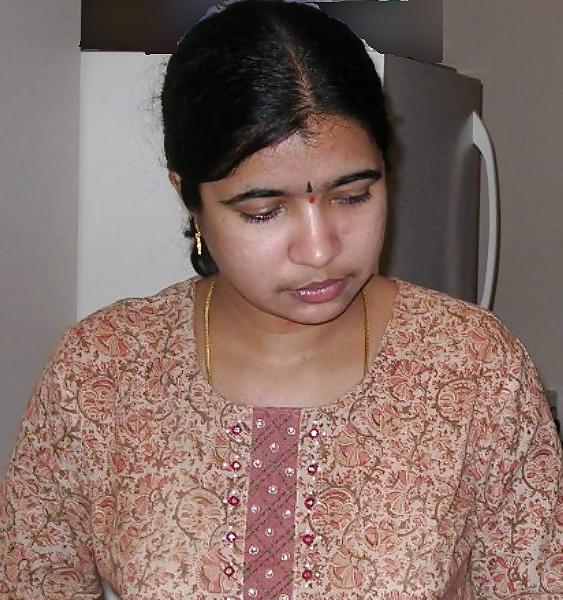 25P Desi cpl thrsme