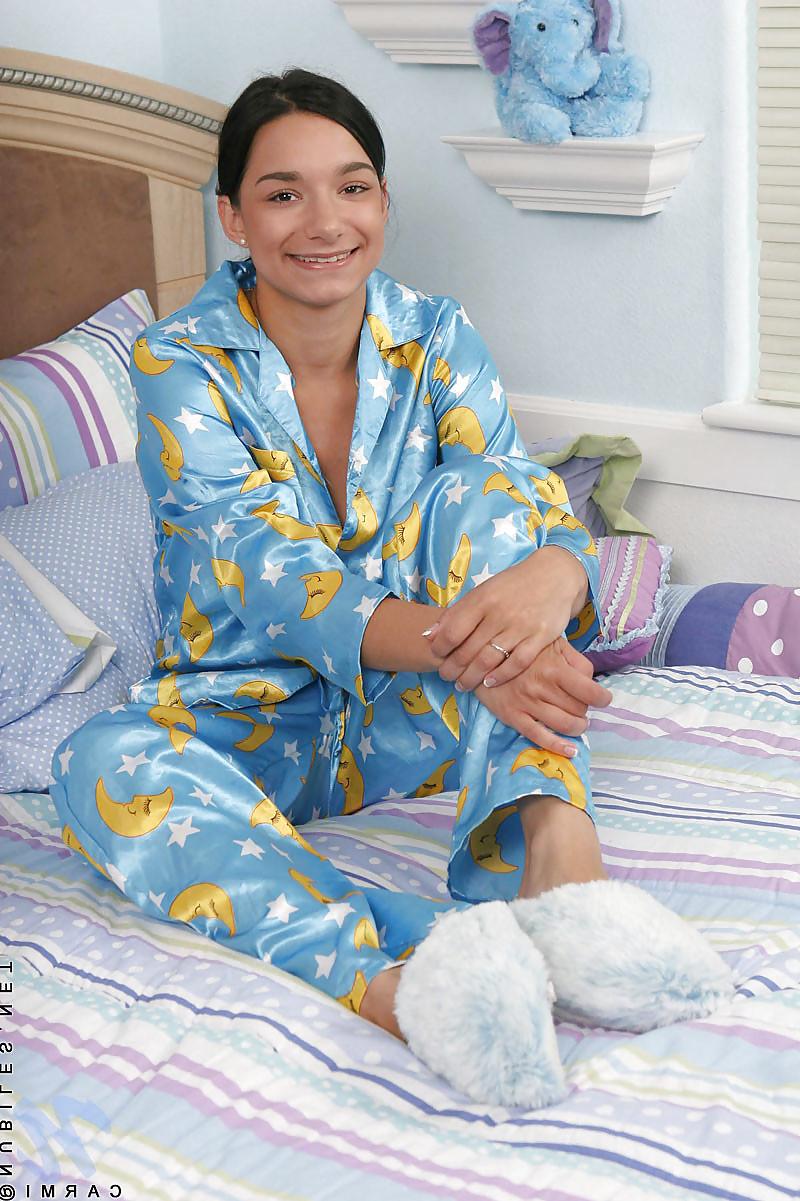 25P Blue Satin Pyjamas