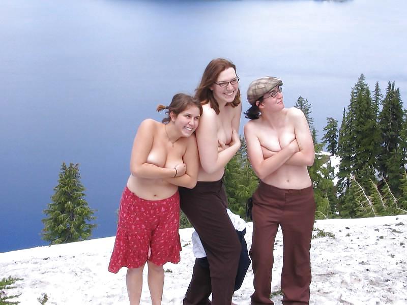 25P PUBLIC NUDE 2