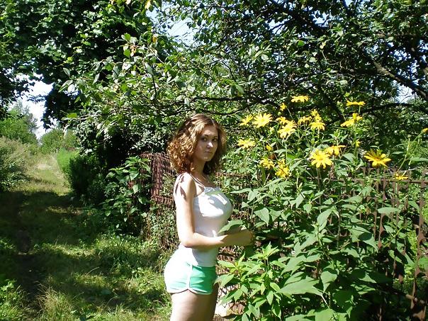 8P Busty Russian Woman 477