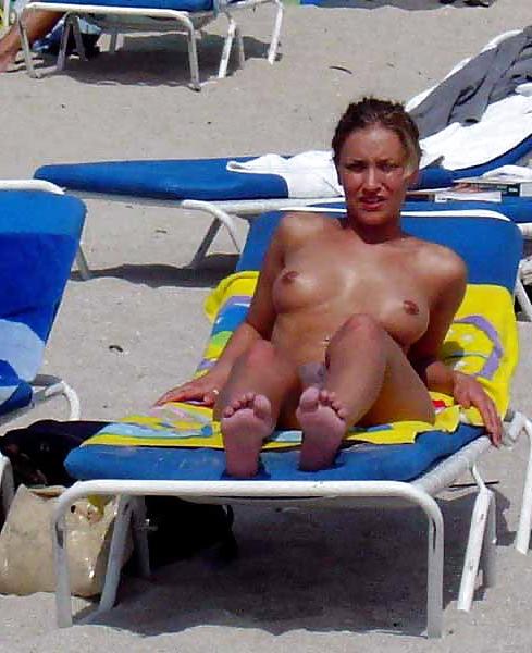 25P The beach 127