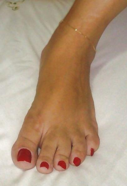 16P Wife's foot pic's