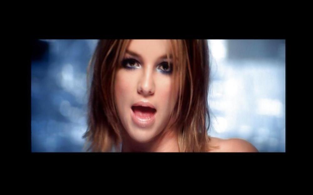 19P Britney Spears Born To Make You Happy Pics