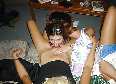 25P Happy lesbians in love! 2