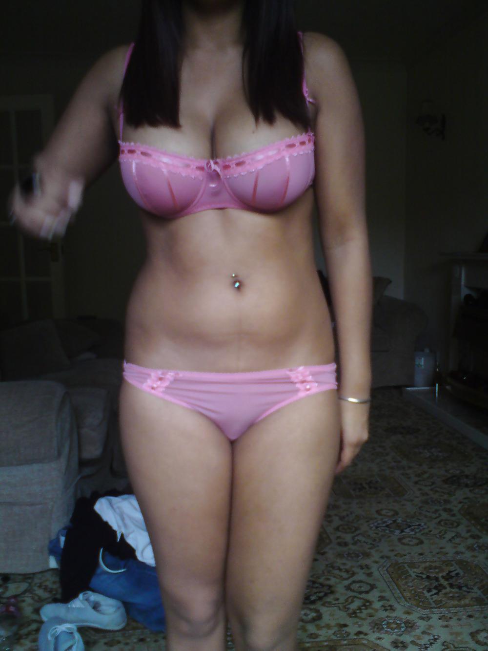 20P Desi uk girls
