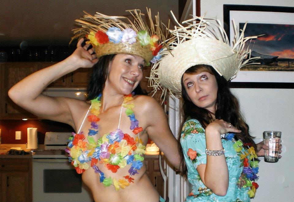 25P Brunette Sexy College Friend Partying