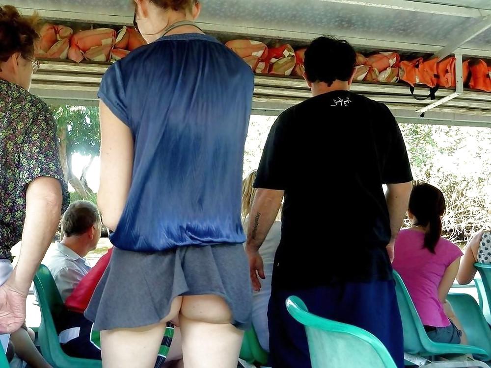 14P Downblouse nippleslips and upskirt