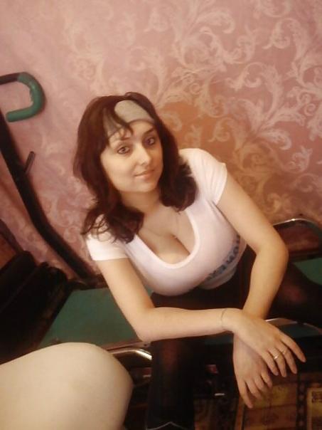 12P Busty Russian Woman 242
