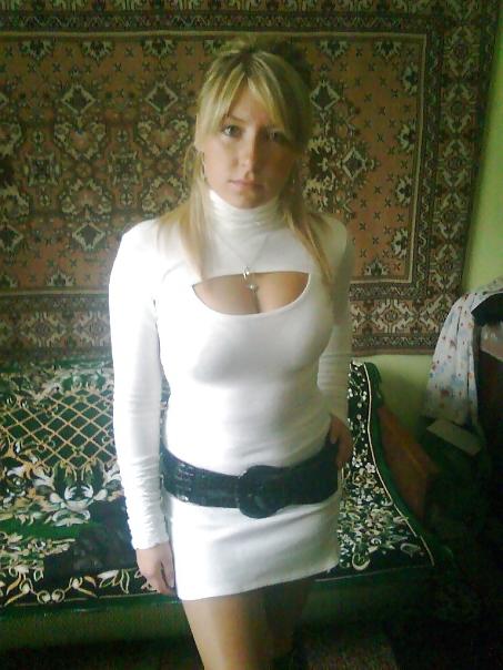 12P Busty Russian Woman 553