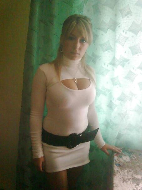 12P Busty Russian Woman 553