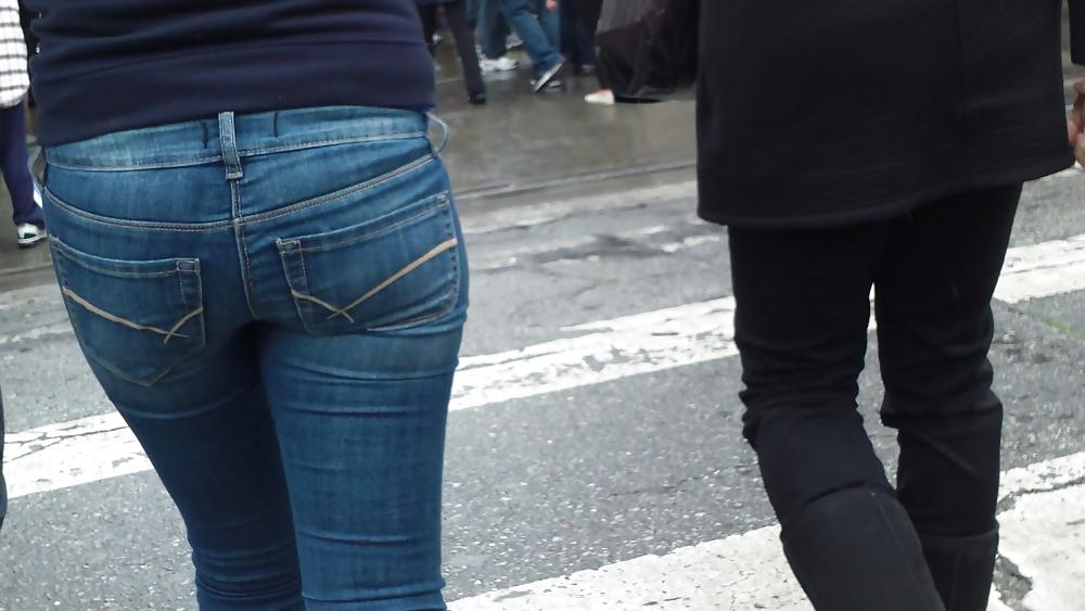 25P Nice sexy teen ass & butt in tight blue jeans 
