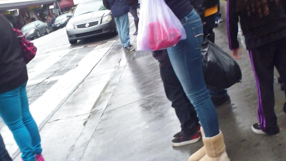 25P Nice sexy teen ass & butt in tight blue jeans 