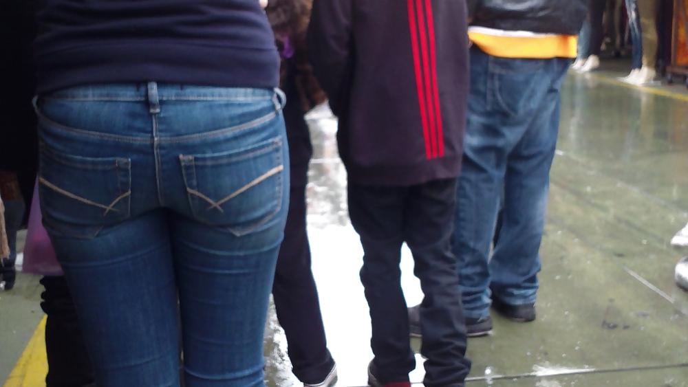 25P Nice sexy teen ass & butt in tight blue jeans 