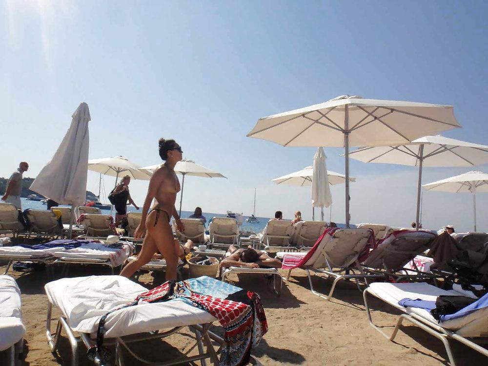 25P The beach 107