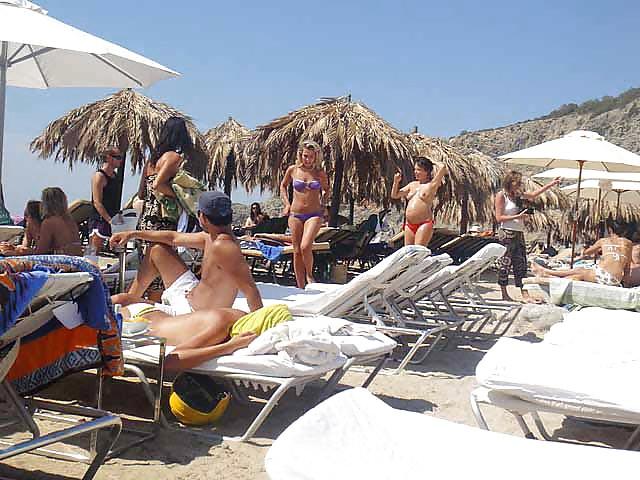 25P The beach 107