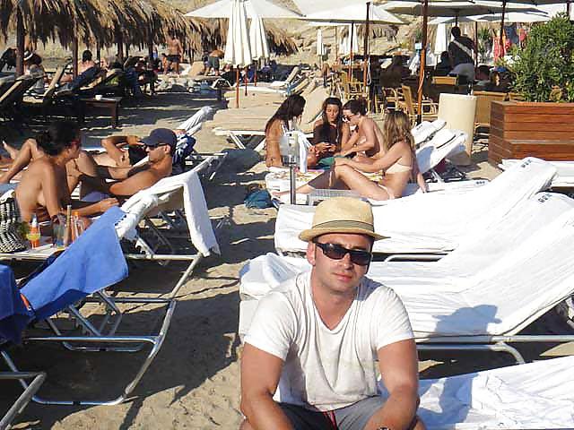 25P The beach 107
