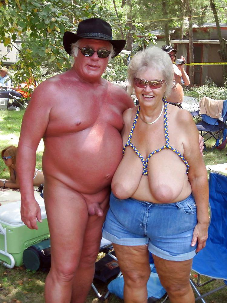 18P Big and saggy tits
