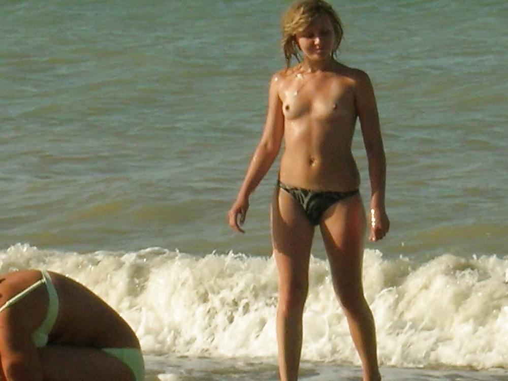 25P The beach 147