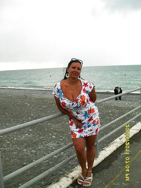 20P Busty Russian Woman 849